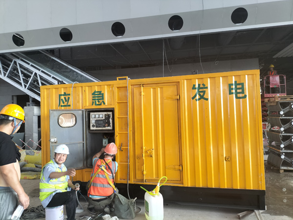 集宁怎样判断空气滤清器是否需要更换？