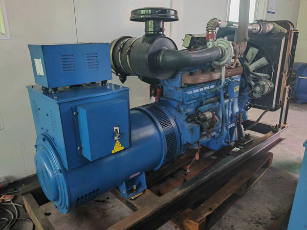 集宁100kW柴油发电机组使用多级机油有哪些优缺点？